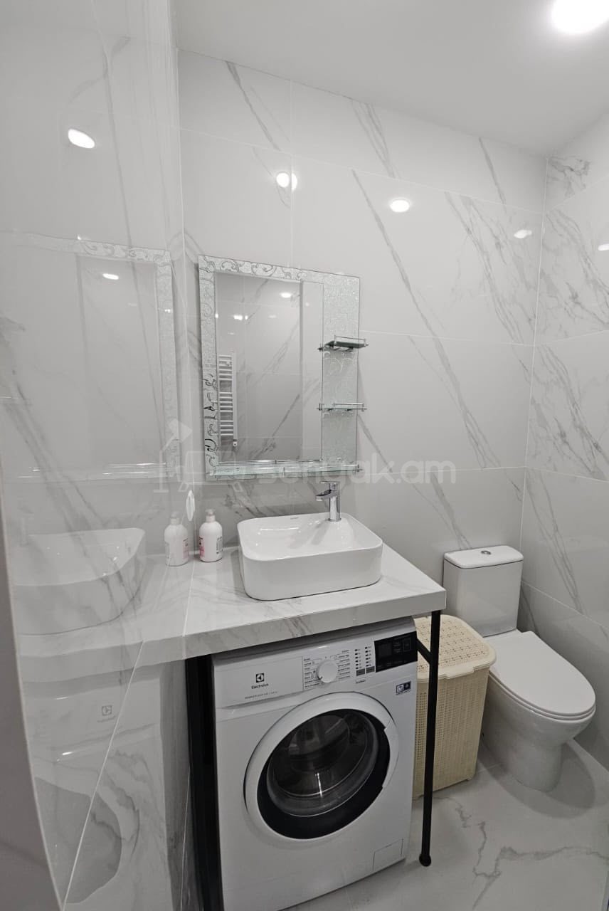 2 Սենյականոց Բնակարան, 52քմ, 11/18 հարկ, Դիզայներական Վերանորոգված