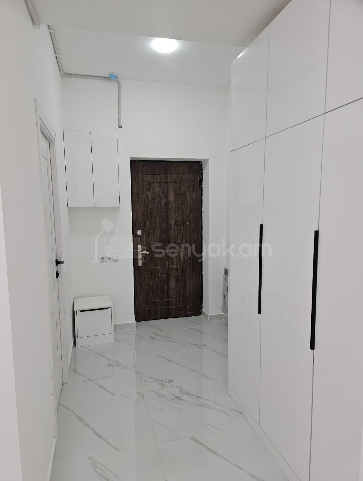 3 Սենյականոց Բնակարան, 77քմ, 3/14 հարկ, Դիզայներական Վերանորոգված