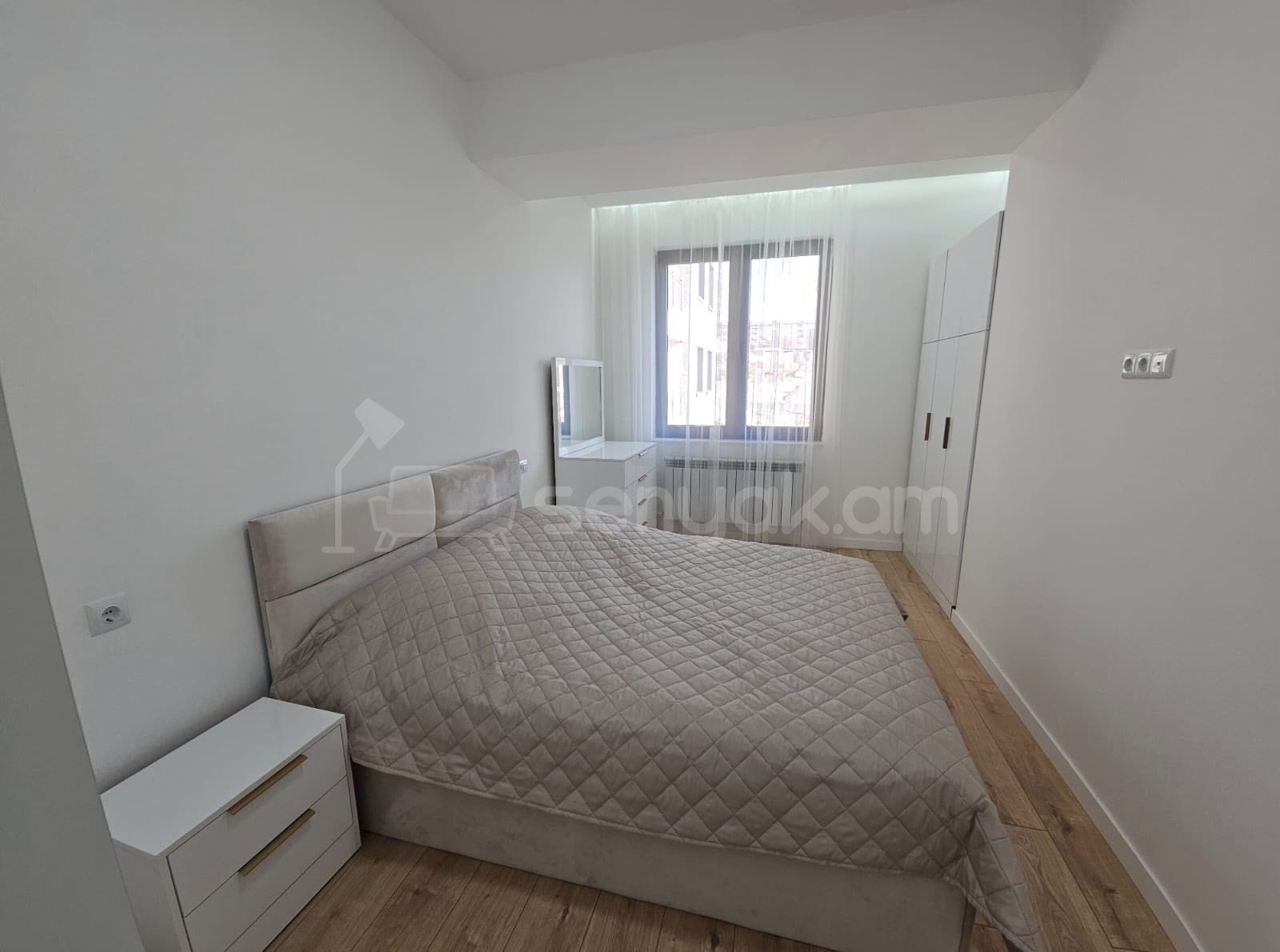 3 Սենյականոց Բնակարան, 77քմ, 3/14 հարկ, Դիզայներական Վերանորոգված