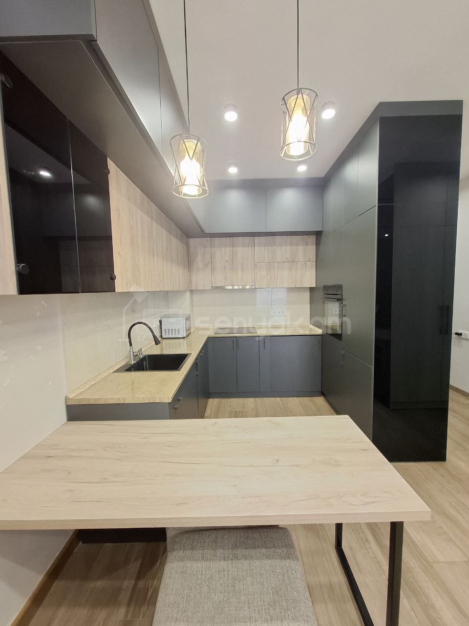 2 Սենյականոց Բնակարան Նորակառույցում, 54քմ, 3/17 հարկ, Կապիտալ Վերանորոգված, Կահավորված