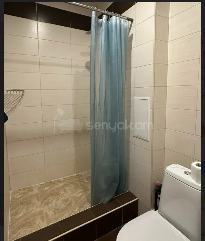 1 Սենյականոց Բնակարան Քարե Շենքում, 35քմ, 4/5 հարկ, Կապիտալ Վերանորոգված, Կահավորված