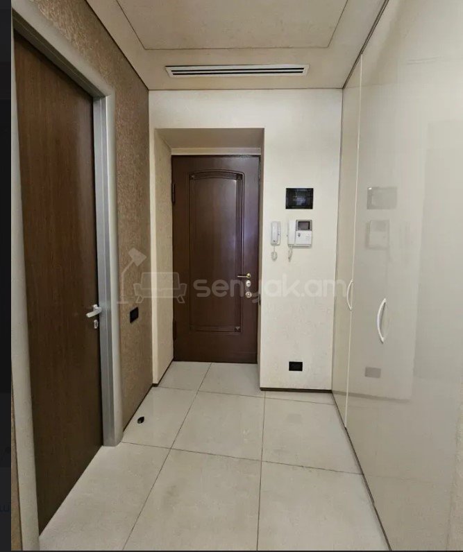 2 Սենյականոց Բնակարան Քարե Շենքում, 40քմ, 3/5 հարկ, Կապիտալ Վերանորոգված, Կահավորված