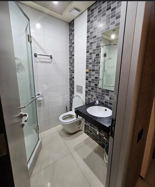 2 Սենյականոց Բնակարան Քարե Շենքում, 40քմ, 3/5 հարկ, Կապիտալ Վերանորոգված, Կահավորված