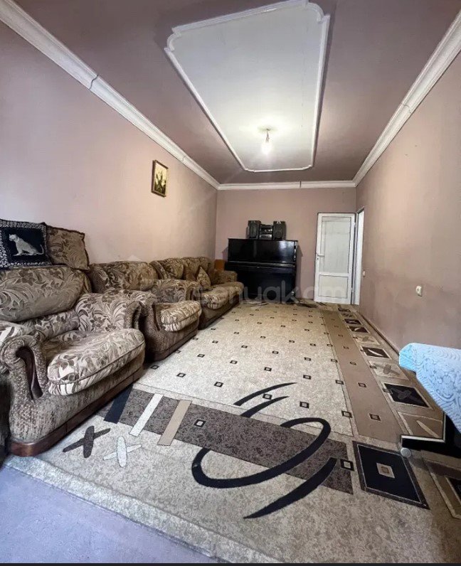 2 Սենյականոց Բնակարան Քարե Շենքում, 60քմ, 2/5 հարկ, Կապիտալ Վերանորոգված, Կահավորված