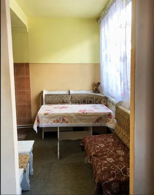 2 Սենյականոց Բնակարան Քարե Շենքում, 60քմ, 2/5 հարկ, Կապիտալ Վերանորոգված, Կահավորված