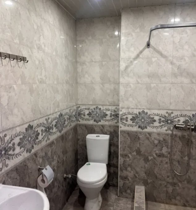 2 Սենյականոց Բնակարան, 42քմ, 3/12 հարկ, Նորմալ Վիճակում, Կահավորված, Արևկող