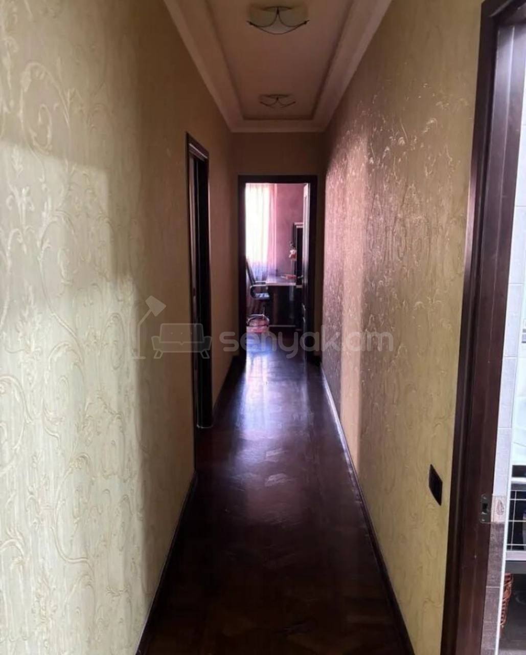 2 Սենյականոց Բնակարան Քարե Շենքում, 75քմ, 4/4 հարկ, Կապիտալ Վերանորոգված, Կահավորված, Արևկող