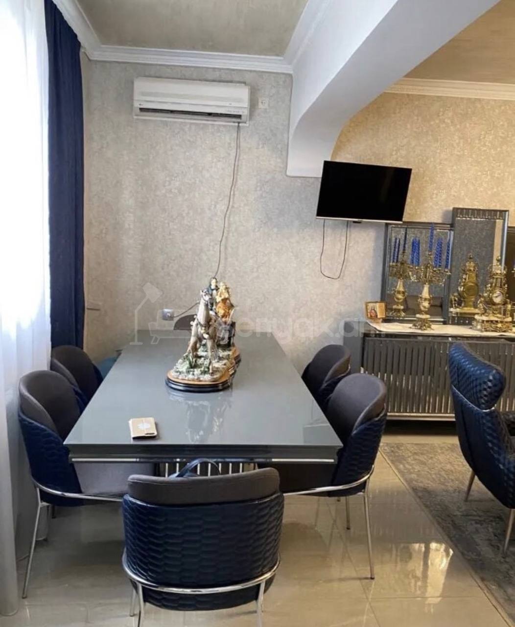 1 Սենյականոց Բնակարան Քարե Շենքում, 52քմ, 5/5 հարկ, Կապիտալ Վերանորոգված, Կահավորված, Արևկող