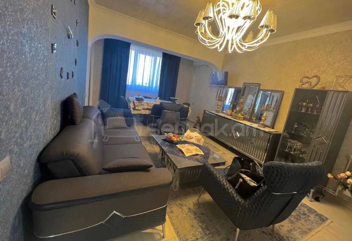 1 Սենյականոց Բնակարան Քարե Շենքում, 52քմ, 5/5 հարկ, Կապիտալ Վերանորոգված, Կահավորված, Արևկող