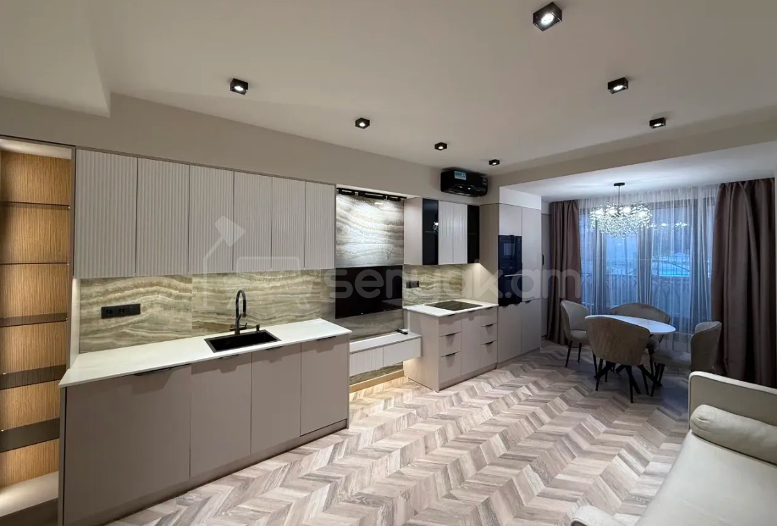 3 Սենյականոց Բնակարան, 47քմ, 3/9 հարկ, Դիզայներական Վերանորոգված