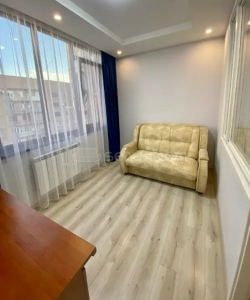 2 Սենյականոց Բնակարան Քարե Շենքում, 76քմ, 6/7 հարկ, Կապիտալ Վերանորոգված, Կահավորված, Արևկող