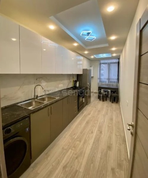 2 Սենյականոց Բնակարան Քարե Շենքում, 76քմ, 6/7 հարկ, Կապիտալ Վերանորոգված, Կահավորված, Արևկող