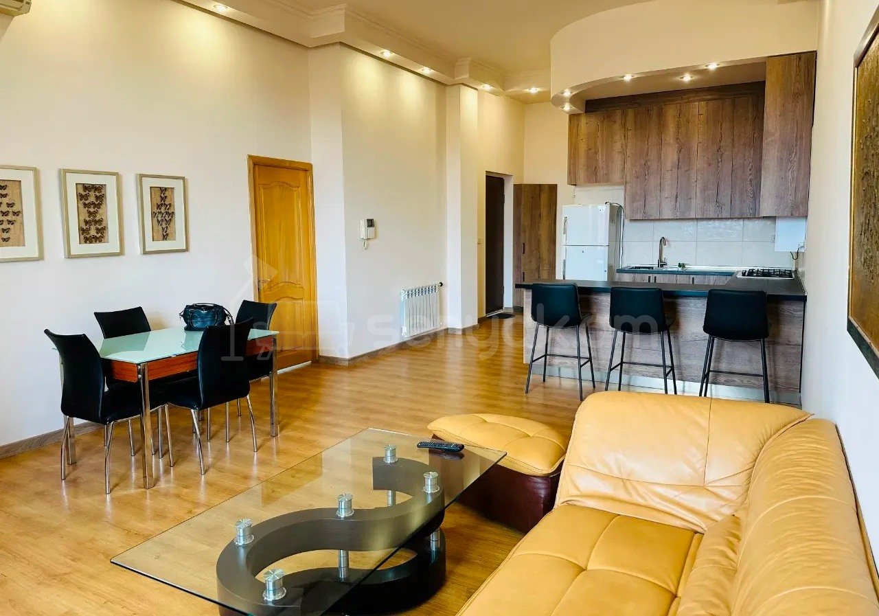 2 Սենյականոց Բնակարան Նորակառույցում, 64քմ, 1/3 հարկ, Կապիտալ Վերանորոգված, Կահավորված, Արևկող