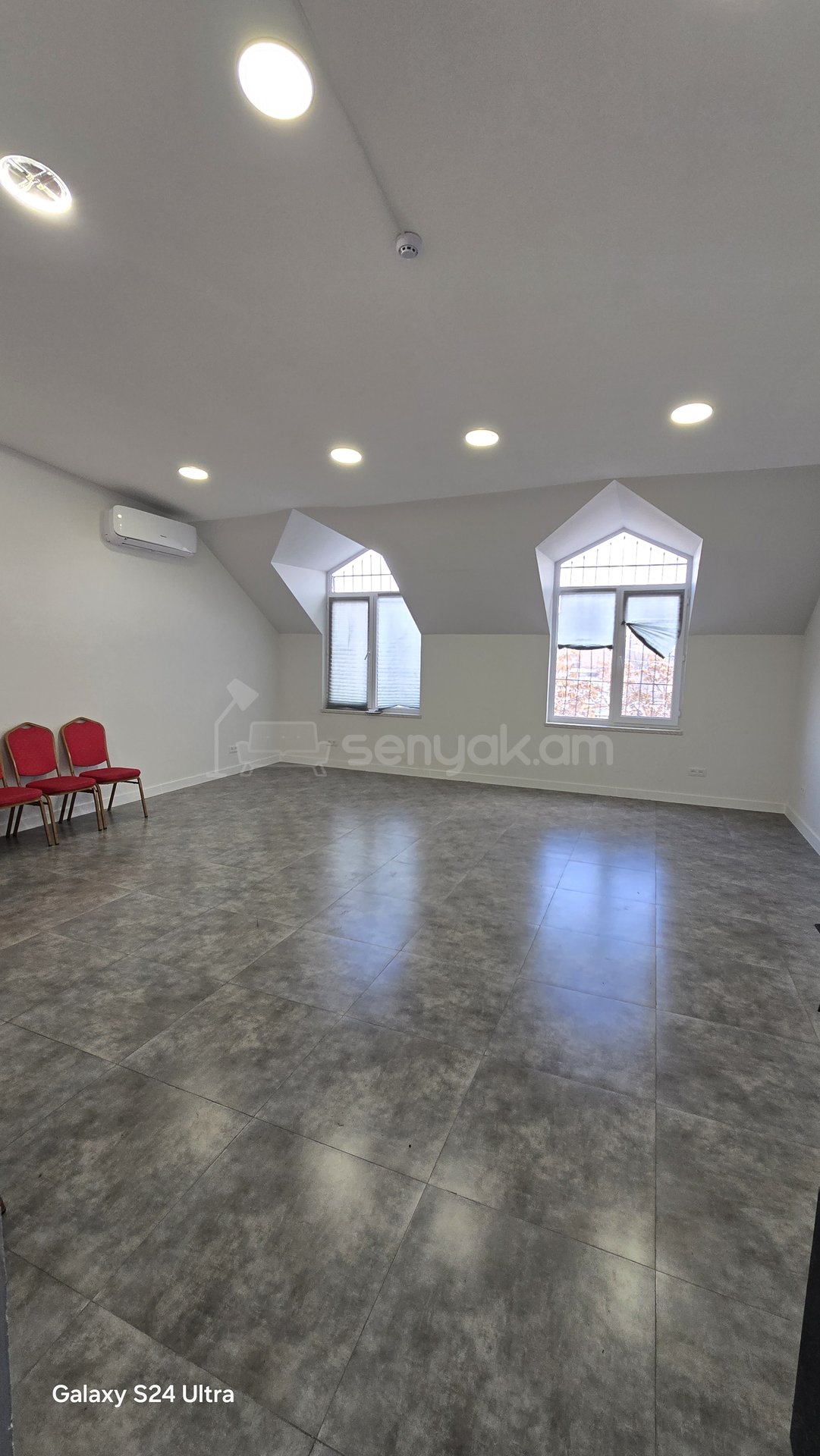 Օֆիսային Տարածք, 42քմ, Կապիտալ Վերանորոգված