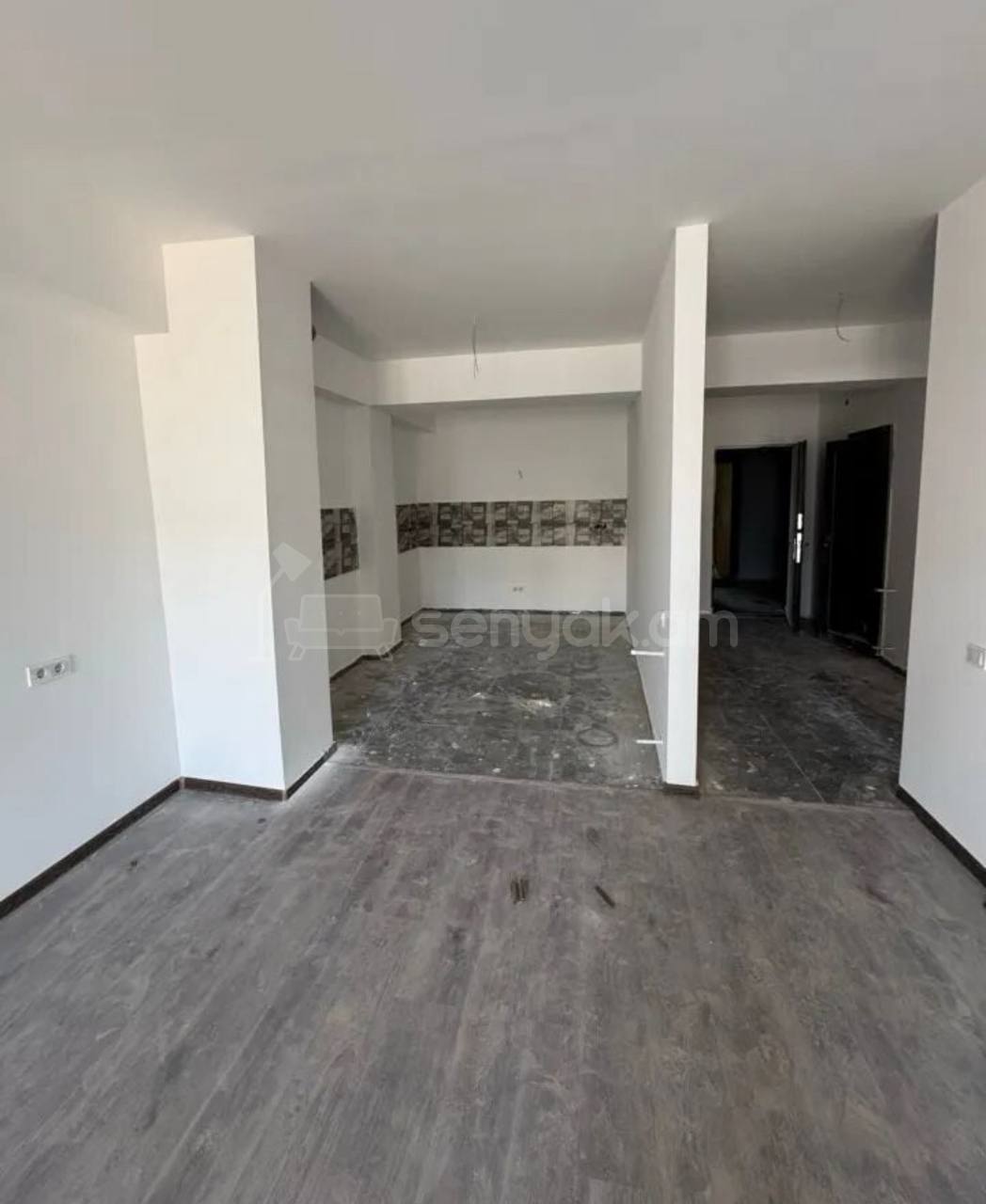 2 Սենյականոց Բնակարան Նորակառույցում, 62քմ, 8/13 հարկ, Կոսմետիկ Վերանորոգված