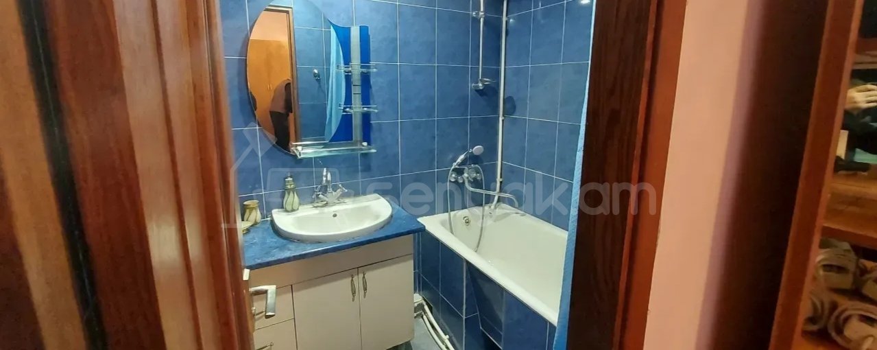 3 Սենյականոց Բնակարան Քարե Շենքում, 80քմ, 5/5 հարկ, Կոսմետիկ Վերանորոգված, Կահավորված