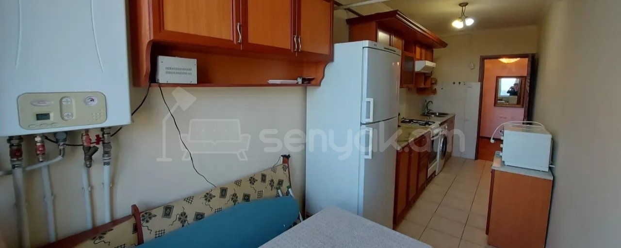 3 Սենյականոց Բնակարան Քարե Շենքում, 80քմ, 5/5 հարկ, Կոսմետիկ Վերանորոգված, Կահավորված