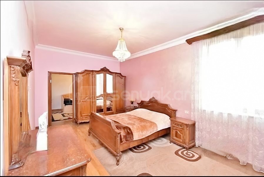 4 Սենյականոց Բնակարան Նորակառույցում, 158քմ, 10/17 հարկ, Կապիտալ Վերանորոգված, Կահավորված, Արևկող