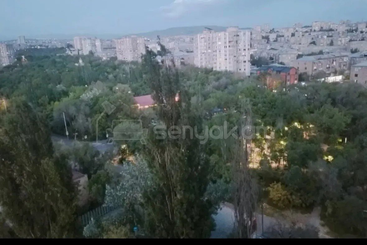 1 Սենյականոց Բնակարան, 39քմ, 5/12 հարկ, Կապիտալ Վերանորոգված