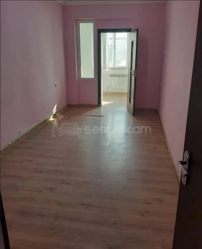 2 Սենյականոց Բնակարան Քարե Շենքում, 60քմ, 1/5 հարկ, Կապիտալ Վերանորոգված