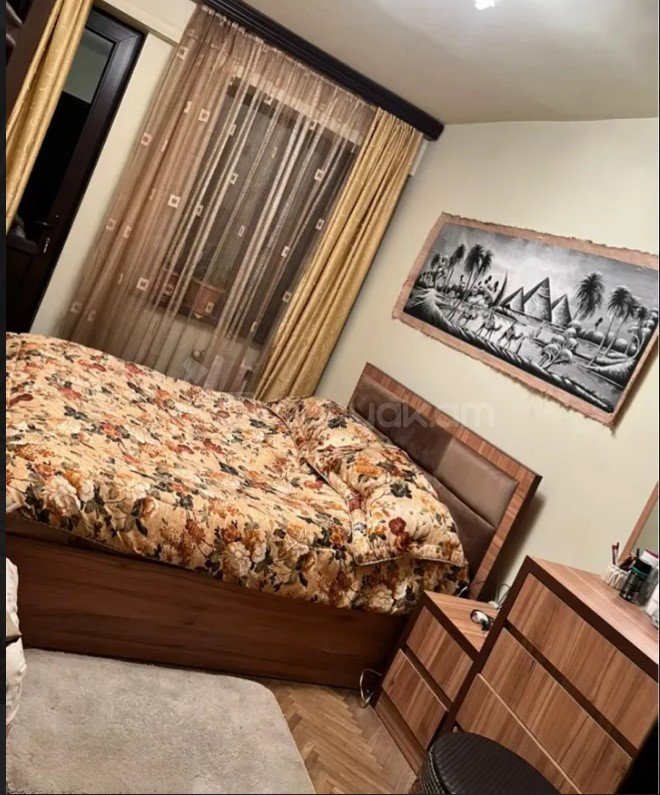 3 Սենյականոց Բնակարան Քարե Շենքում, 70քմ, 3/5 հարկ, Կապիտալ Վերանորոգված, Կահավորված