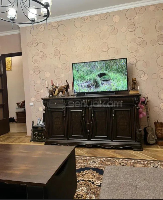 3 Սենյականոց Բնակարան Քարե Շենքում, 70քմ, 3/5 հարկ, Կապիտալ Վերանորոգված, Կահավորված