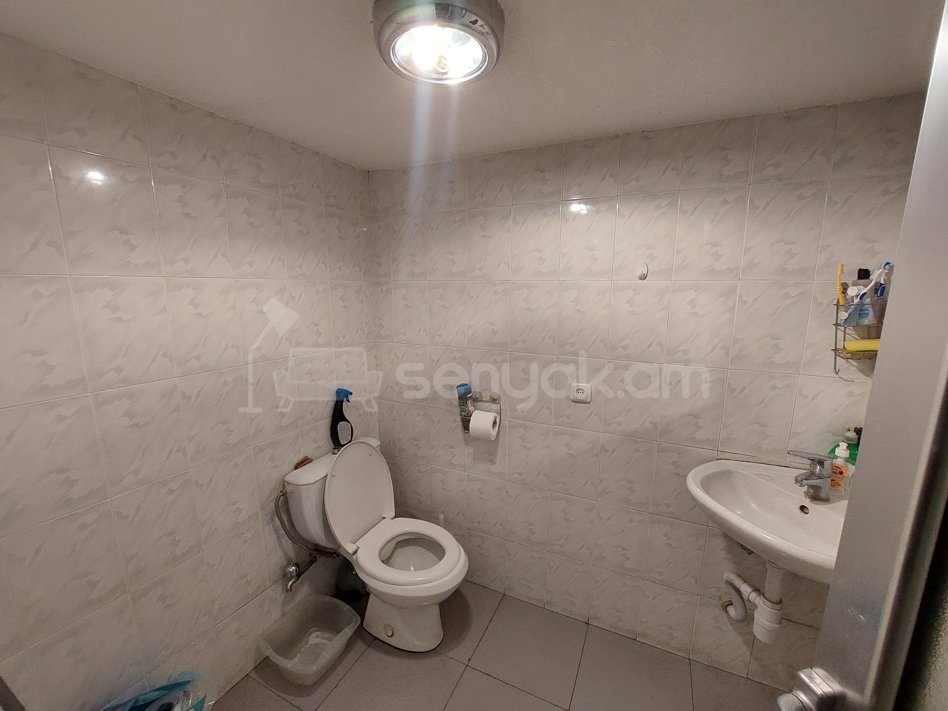 Սպասարկման Տարածք, 240քմ, Կապիտալ Վերանորոգված