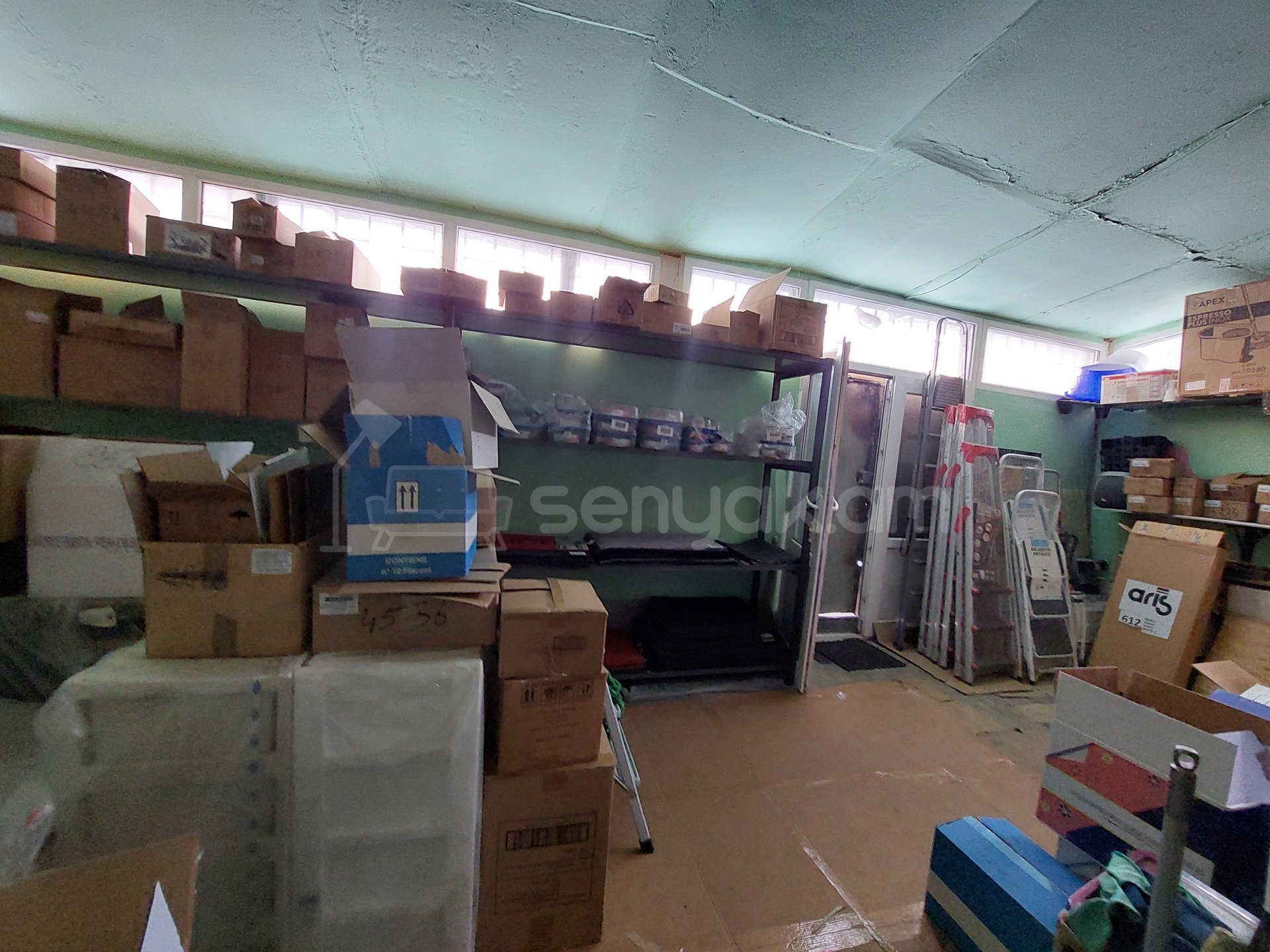 Սպասարկման Տարածք, 240քմ, Կապիտալ Վերանորոգված