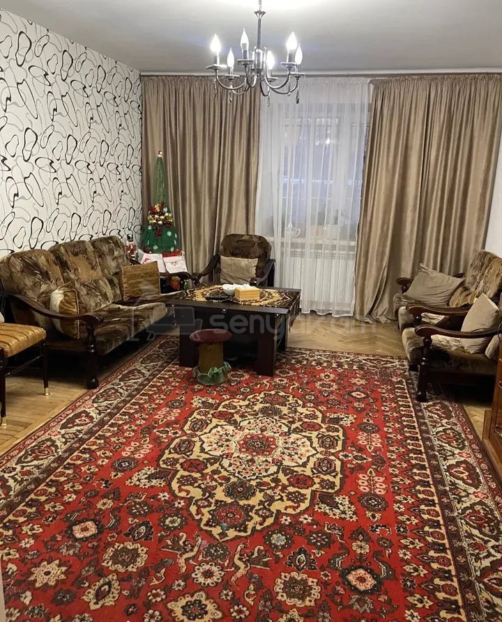 3 Սենյականոց Բնակարան Քարե Շենքում, 72քմ, 1/4 հարկ, Կոսմետիկ Վերանորոգված