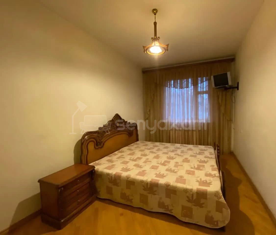 4 Սենյականոց Բնակարան, 80քմ, 1/9 հարկ, Կոսմետիկ Վերանորոգված