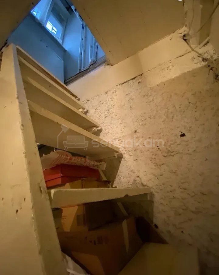 4 Սենյականոց Բնակարան, 80քմ, 1/9 հարկ, Կոսմետիկ Վերանորոգված