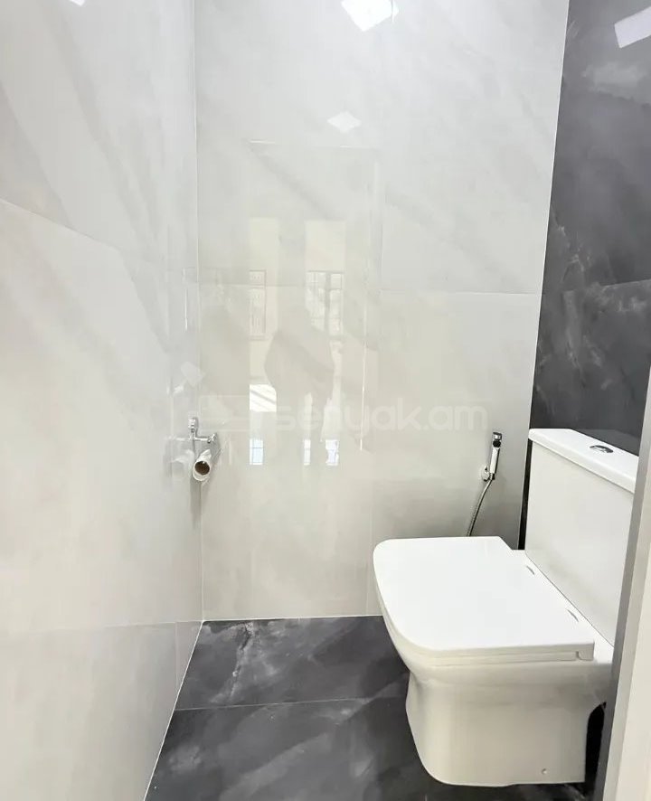 3 Սենյականոց Բնակարան, 75քմ, 4/9 հարկ, Կապիտալ Վերանորոգված