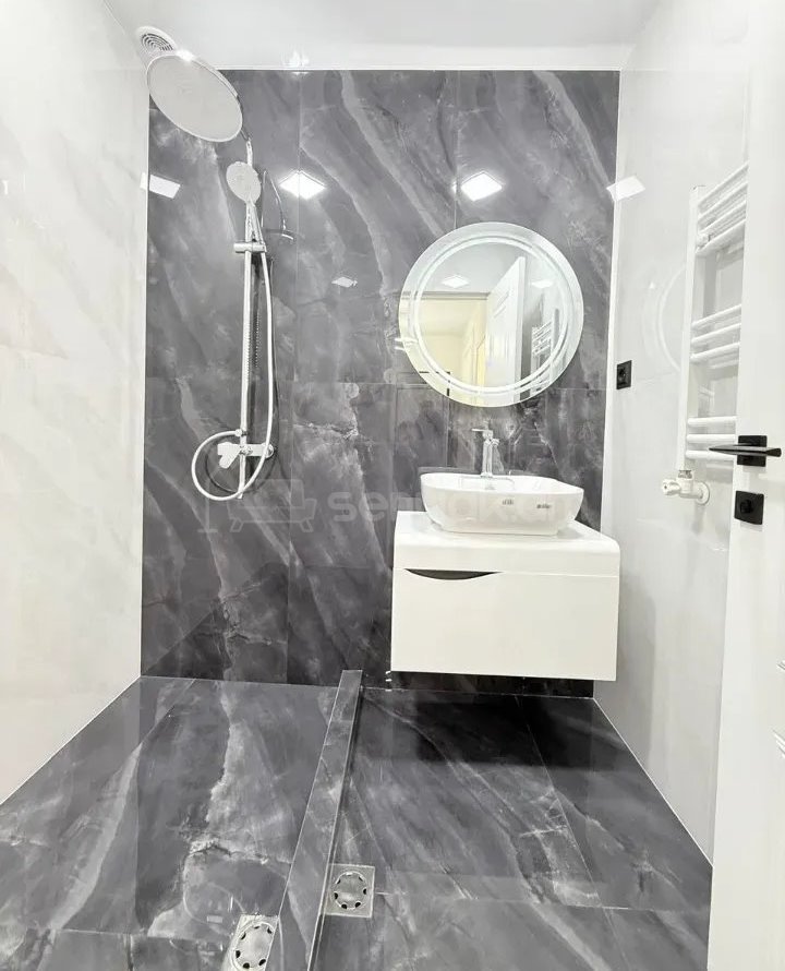 3 Սենյականոց Բնակարան, 75քմ, 4/9 հարկ, Կապիտալ Վերանորոգված