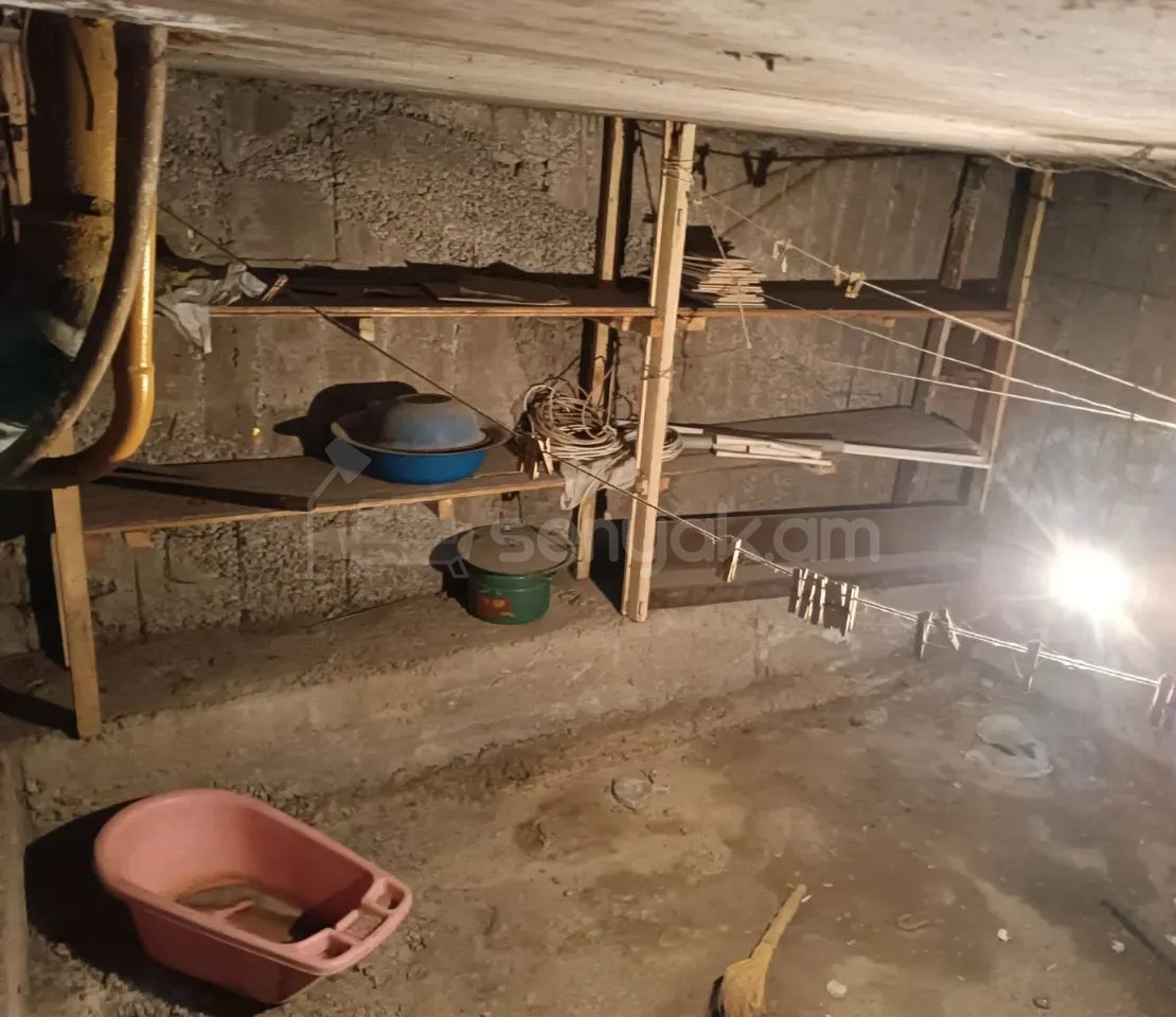 3 Սենյականոց Բնակարան, 76քմ, 1/9 հարկ, Նորմալ Վիճակում