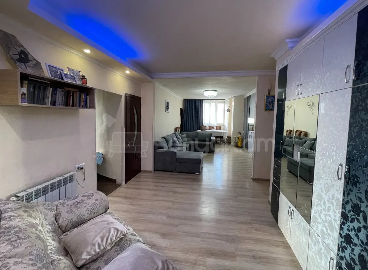 4 Սենյականոց Բնակարան, 98քմ, 10/16 հարկ, Կապիտալ Վերանորոգված