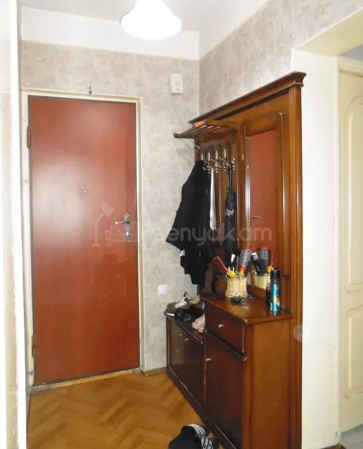 3 Սենյականոց Բնակարան, 82քմ, 2/9 հարկ, Կոսմետիկ Վերանորոգված