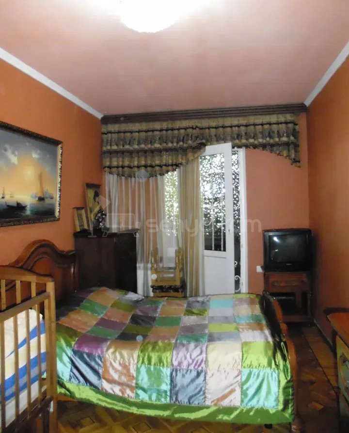 3 Սենյականոց Բնակարան, 82քմ, 2/9 հարկ, Կոսմետիկ Վերանորոգված