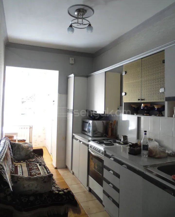 3 Սենյականոց Բնակարան, 82քմ, 2/9 հարկ, Կոսմետիկ Վերանորոգված