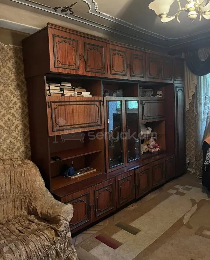 4 Սենյականոց Բնակարան, 94քմ, 1/9 հարկ, Նորմալ Վիճակում