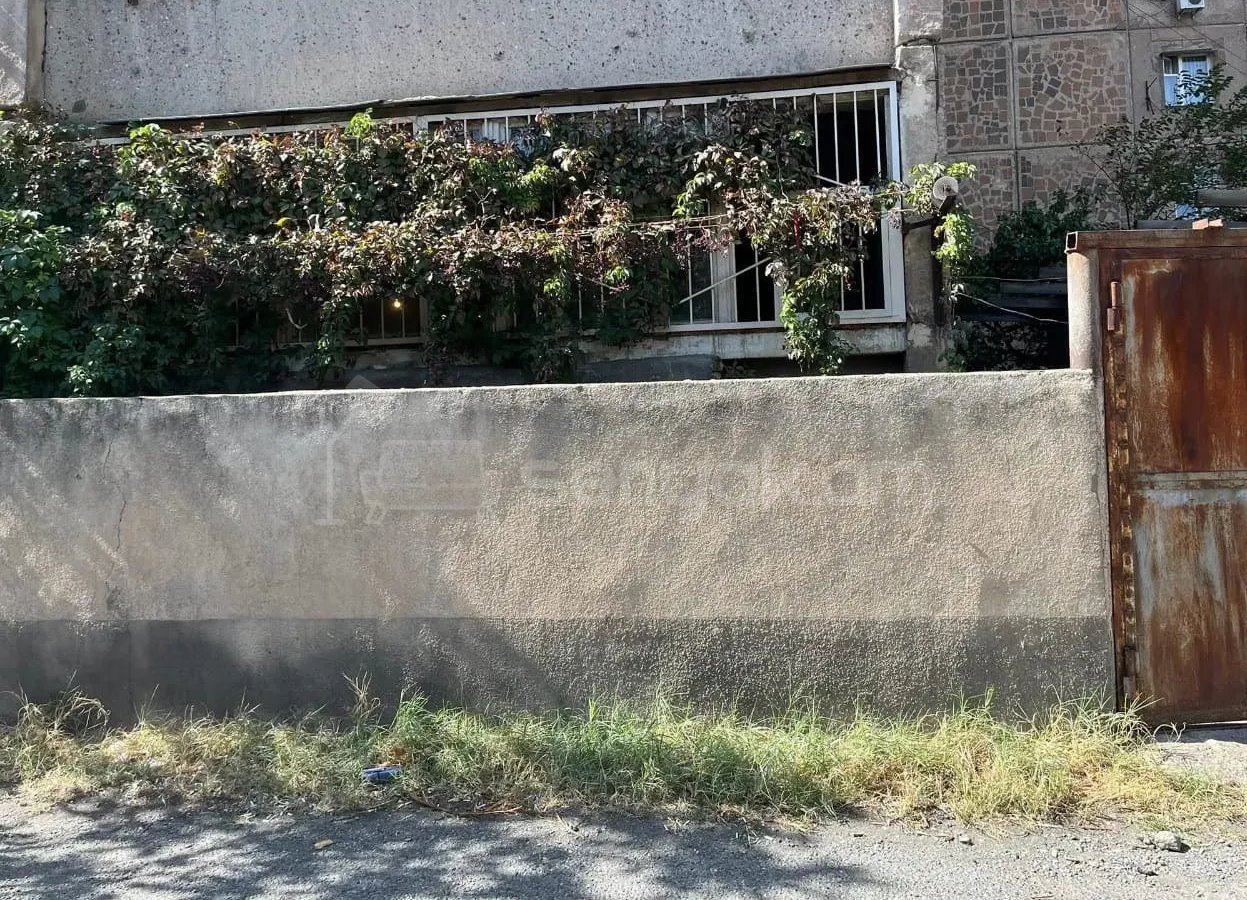 4 Սենյականոց Բնակարան, 94քմ, 1/9 հարկ, Նորմալ Վիճակում