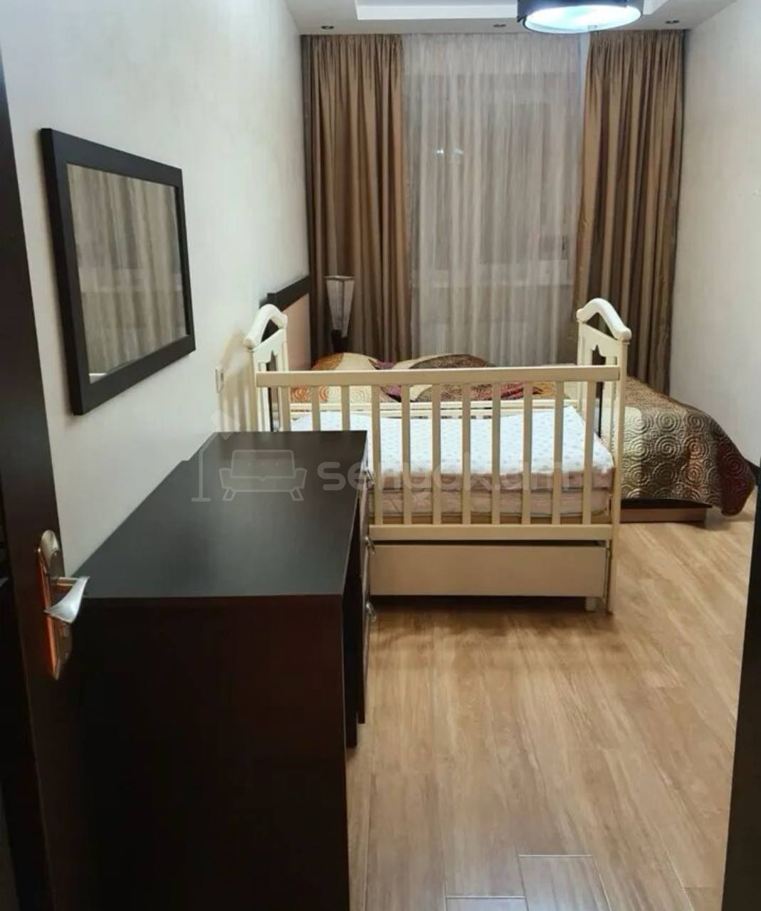 2 Սենյականոց Բնակարան Քարե Շենքում, 62քմ, 2/5 հարկ, Կոսմետիկ Վերանորոգված, Կահավորված, Արևկող