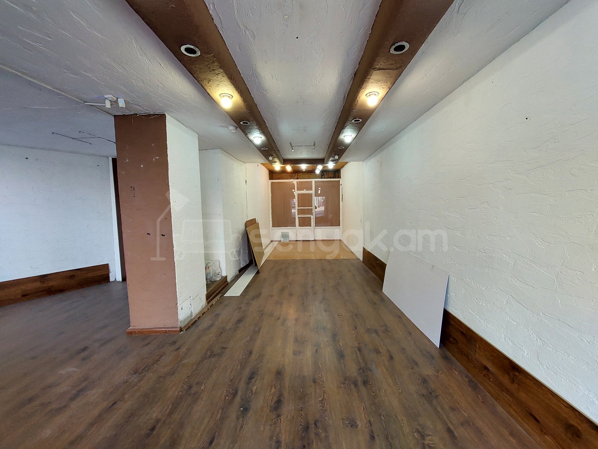 Սպասարկման Տարածք, 145քմ, Կապիտալ Վերանորոգված