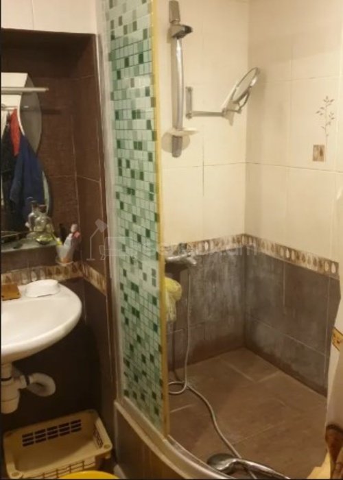 4 Սենյականոց Բնակարան Քարե Շենքում, 102քմ, 5/5 հարկ, Կոսմետիկ Վերանորոգված