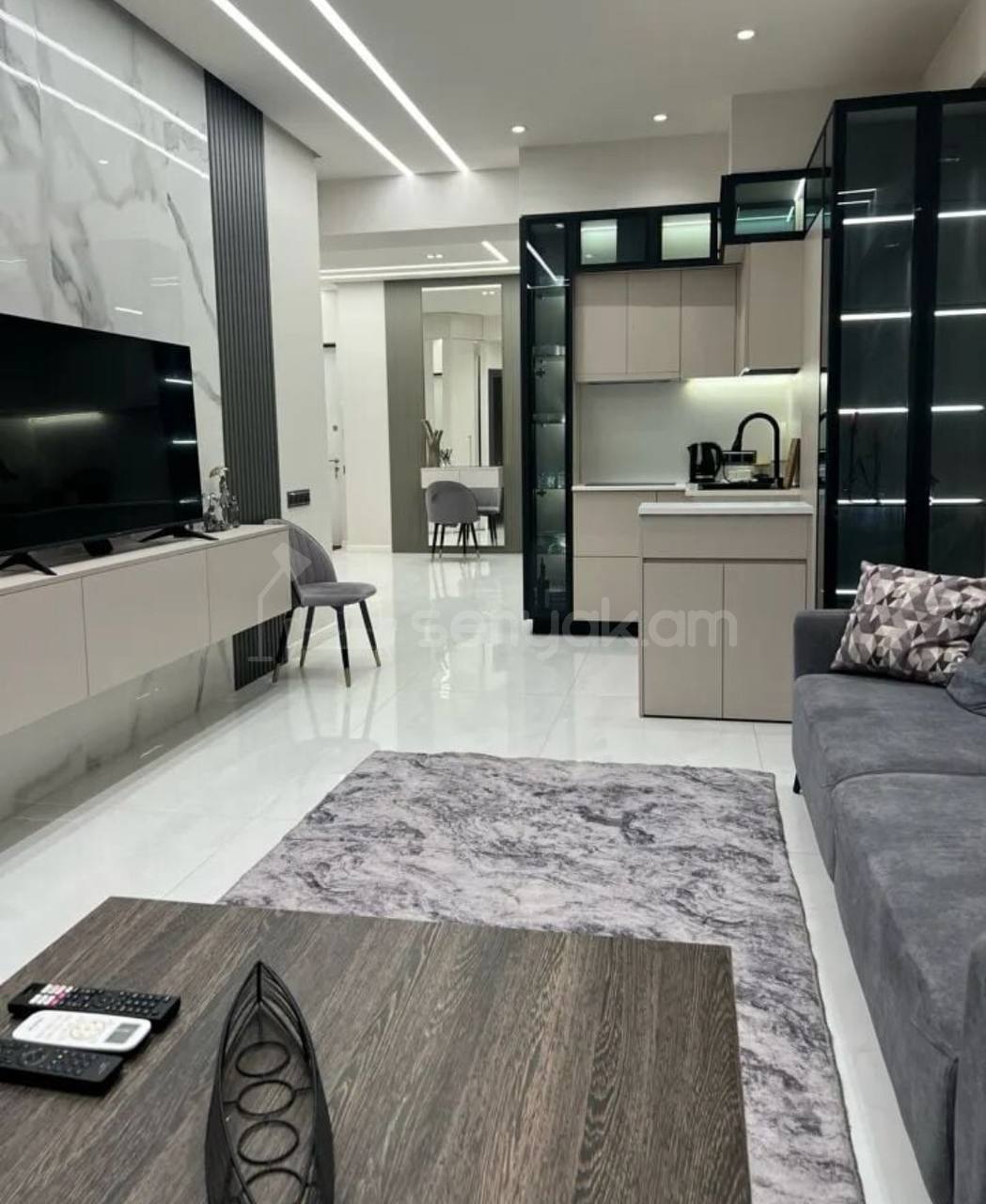 3 Սենյականոց Բնակարան Նորակառույցում, 70քմ, 13/15 հարկ, Կապիտալ Վերանորոգված, Կահավորված, Արևկող