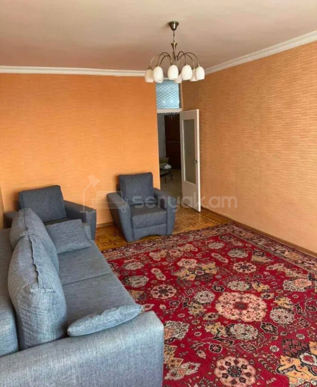 3 Սենյականոց Բնակարան, 95քմ, 13/16 հարկ, Նորմալ Վիճակում, Կահավորված, Արևկող