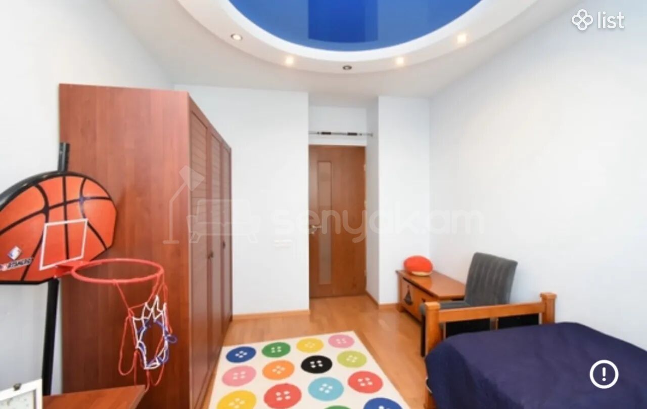 4 Սենյականոց Բնակարան Քարե Շենքում, 98քմ, 6/7 հարկ, Կապիտալ Վերանորոգված