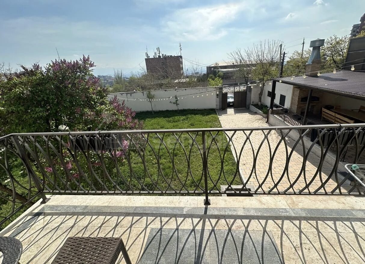 6 Սենյականոց Շքեղ Առանձնատուն, 250քմ, Կահավորված, Լողավազանով