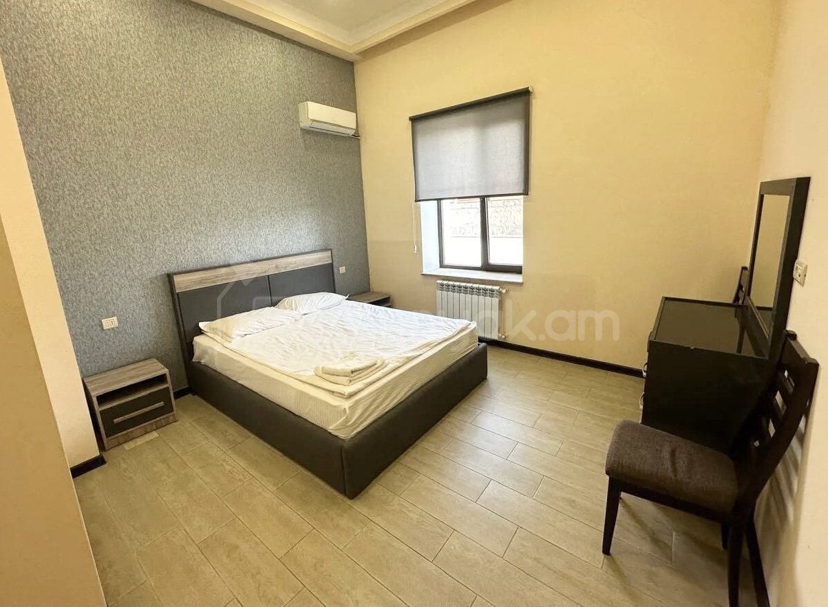 6 Սենյականոց Շքեղ Առանձնատուն, 250քմ, Կահավորված, Լողավազանով