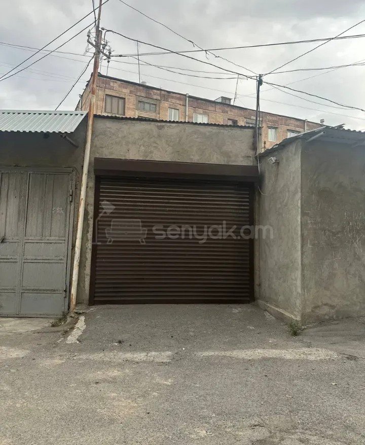 2 Սենյականոց Բնակարան Քարե Շենքում, 65քմ, 5/5 հարկ, Կապիտալ Վերանորոգված