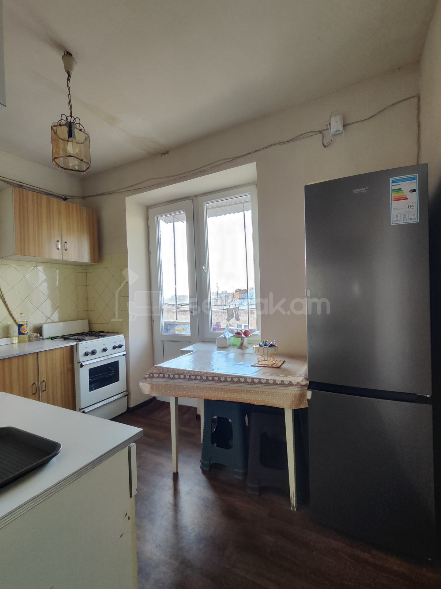 2 Սենյականոց Բնակարան Քարե Շենքում, 60քմ, 5/6 հարկ, Կոսմետիկ Վերանորոգված, Կահավորված, Արևկող